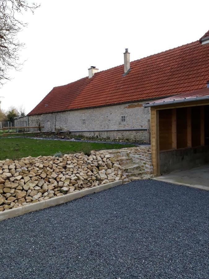 Gite " Le Vieux Noyer" Liesville-sur-Douve Εξωτερικό φωτογραφία