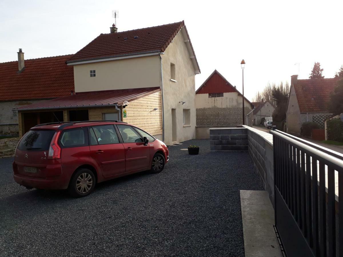 Gite " Le Vieux Noyer" Liesville-sur-Douve Εξωτερικό φωτογραφία